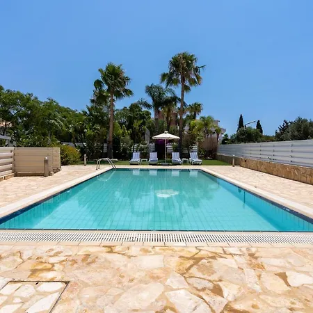 Villa Lime 3-bedroom In *