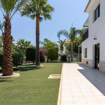 Lime 3-bedroom In * Protaras